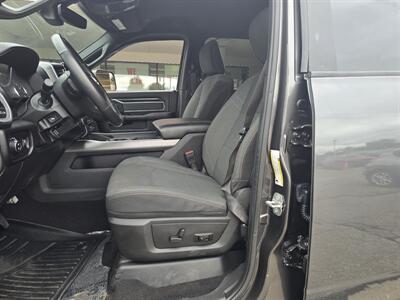 2022 RAM 2500 Big Horn 4DR MEGA CAB CREW 4X4 - Photo 10 - Hamilton, OH 45015