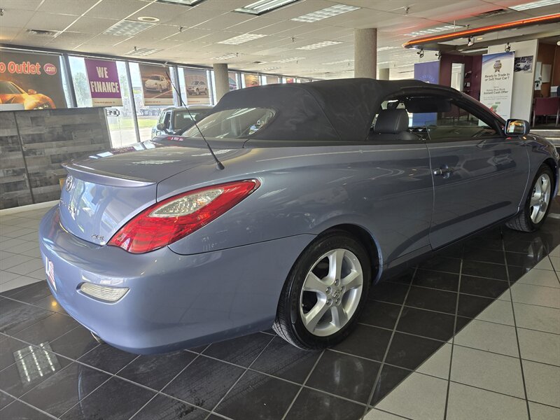 2008 Toyota Camry SE V6 2DR CONVERTIBLE - Photo 8 - Hamilton, OH 45015