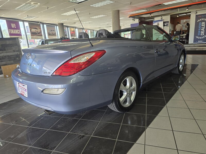 2008 Toyota Camry SE V6 2DR CONVERTIBLE - Photo 5 - Hamilton, OH 45015