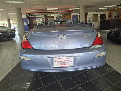 2008 Toyota Camry SE V6 2DR CONVERTIBLE - Photo 9 - Hamilton, OH 45015
