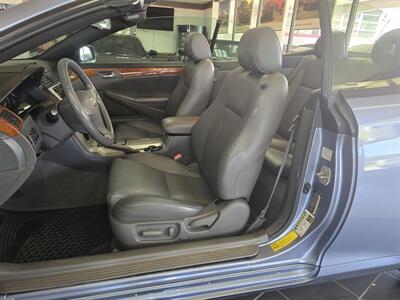 2008 Toyota Camry SE V6 2DR CONVERTIBLE - Photo 16 - Hamilton, OH 45015