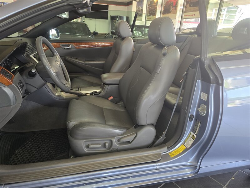 2008 Toyota Camry SE V6 2DR CONVERTIBLE - Photo 16 - Hamilton, OH 45015