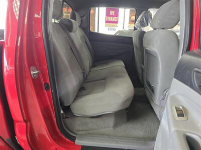 2007 Toyota Tacoma PreRunner V6 DOUBLE CAB CREW/SR5 - Photo 16 - Hamilton, OH 45015