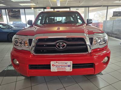 2007 Toyota Tacoma PreRunner V6 DOUBLE CAB CREW/SR5 - Photo 2 - Hamilton, OH 45015