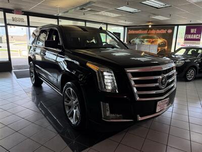 2015 Cadillac Escalade Premium - Photo 4 - Hamilton, OH 45015