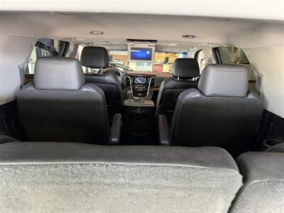 2015 Cadillac Escalade Premium - Photo 36 - Hamilton, OH 45015
