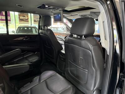 2015 Cadillac Escalade Premium - Photo 25 - Hamilton, OH 45015
