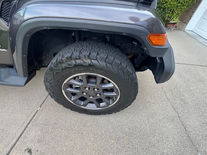 2020 Jeep Gladiator Overland 4DR CREW 4X4 - Photo 28 - Hamilton, OH 45015