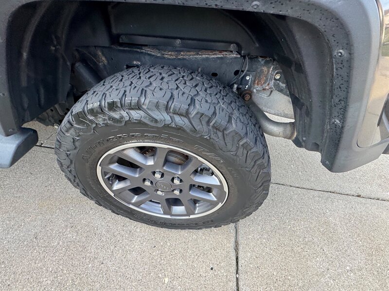 2020 Jeep Gladiator Overland 4DR CREW 4X4 - Photo 27 - Hamilton, OH 45015