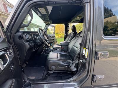 2020 Jeep Gladiator Overland 4DR CREW 4X4 - Photo 11 - Hamilton, OH 45015