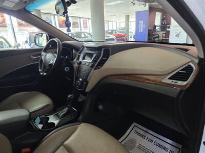 2014 Hyundai Santa Fe GLS 4DR SUV AWD   - Photo 15 - Hamilton, OH 45015