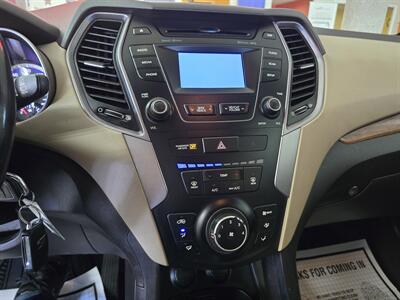 2014 Hyundai Santa Fe GLS 4DR SUV AWD   - Photo 24 - Hamilton, OH 45015