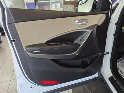 2014 Hyundai Santa Fe GLS 4DR SUV AWD   - Photo 7 - Hamilton, OH 45015