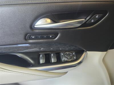 2019 Cadillac XT4 Premium Luxury 4DR SUV AWD - Photo 17 - Hamilton, OH 45015