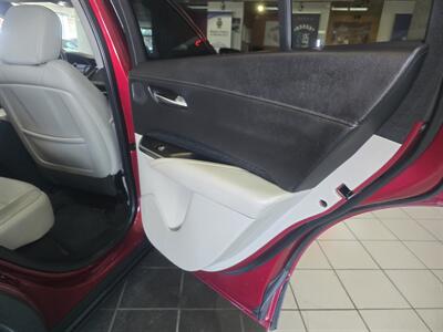 2019 Cadillac XT4 Premium Luxury 4DR SUV AWD - Photo 15 - Hamilton, OH 45015