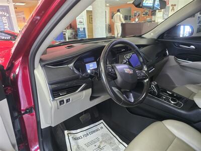 2019 Cadillac XT4 Premium Luxury 4DR SUV AWD - Photo 8 - Hamilton, OH 45015