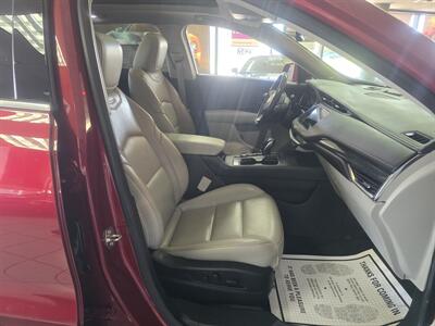 2019 Cadillac XT4 Premium Luxury 4DR SUV AWD - Photo 14 - Hamilton, OH 45015