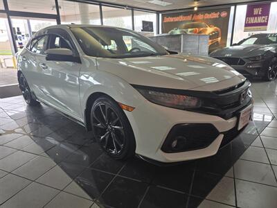 2017 Honda Civic Sport Touring 4DR HATCHBACK   - Photo 3 - Hamilton, OH 45015