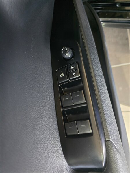 2025 Toyota Camry SE 4DR SEDAN - Photo 17 - Hamilton, OH 45015