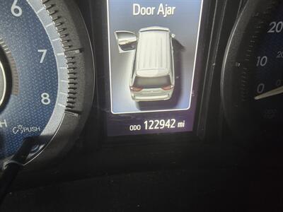 2020 Toyota Sienna LE 8-Passenger 4DR MINI-VAN   - Photo 19 - Hamilton, OH 45015