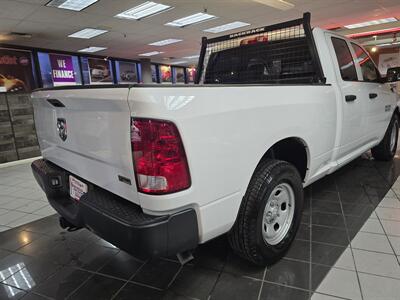 2017 RAM 1500 Tradesman 4DR QUAD CAB   - Photo 3 - Hamilton, OH 45015