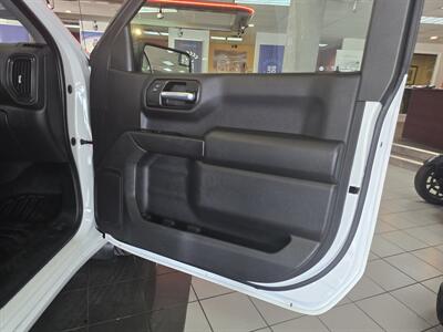 2020 Chevrolet Silverado 1500 Work Truck 2DR REGULAR CAB   - Photo 10 - Hamilton, OH 45015