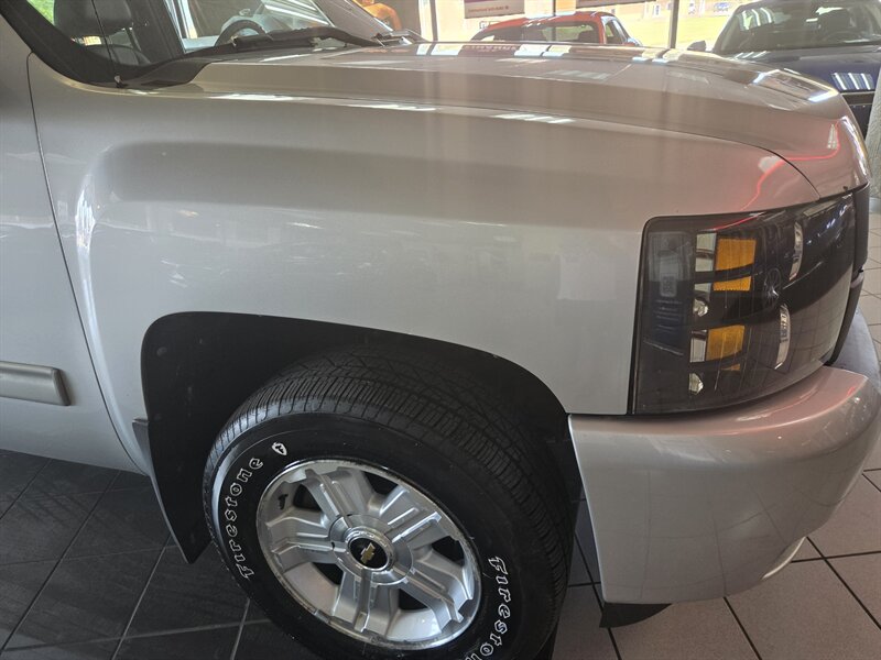 2012 Chevrolet Silverado 1500 LTZ CREW CAB 4X4 - Photo 40 - Hamilton, OH 45015