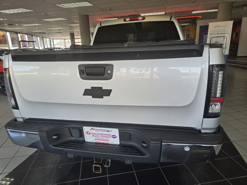 2012 Chevrolet Silverado 1500 LTZ CREW CAB 4X4 - Photo 9 - Hamilton, OH 45015
