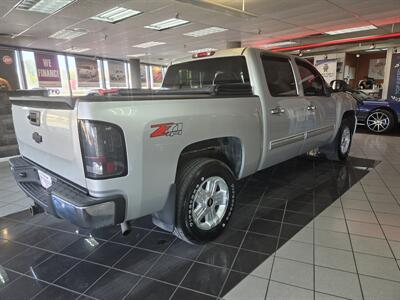 2012 Chevrolet Silverado 1500 LTZ CREW CAB 4X4 - Photo 8 - Hamilton, OH 45015