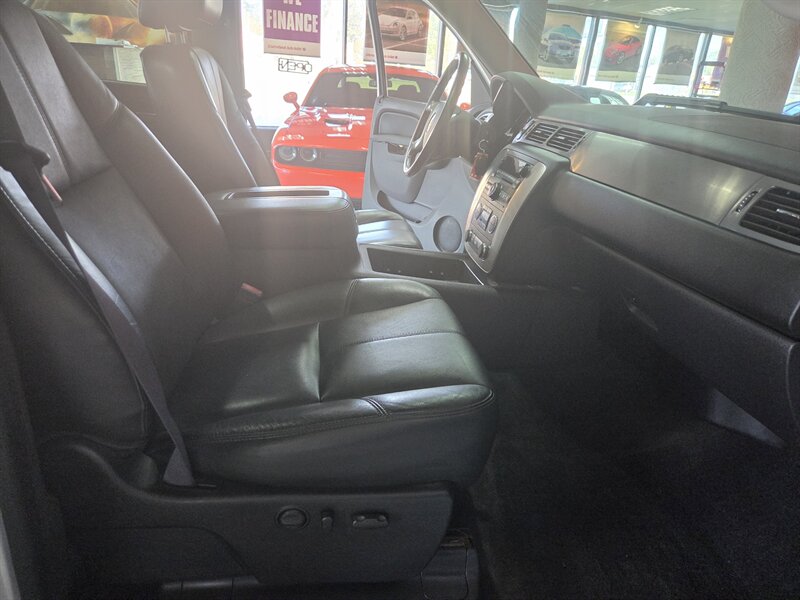2012 Chevrolet Silverado 1500 LTZ CREW CAB 4X4 - Photo 19 - Hamilton, OH 45015