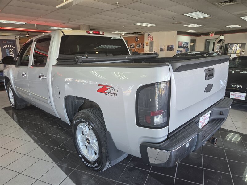 2012 Chevrolet Silverado 1500 LTZ CREW CAB 4X4 - Photo 11 - Hamilton, OH 45015