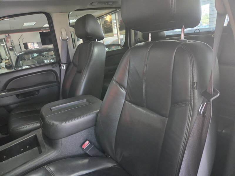 2012 Chevrolet Silverado 1500 LTZ CREW CAB 4X4 - Photo 17 - Hamilton, OH 45015