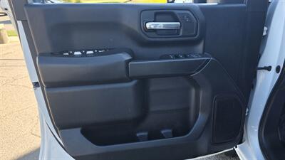 2021 Chevrolet Silverado 2500 Work Truck CREW CAB   - Photo 19 - Hamilton, OH 45015