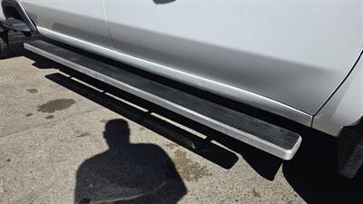 2021 Chevrolet Silverado 2500 Work Truck CREW CAB   - Photo 31 - Hamilton, OH 45015