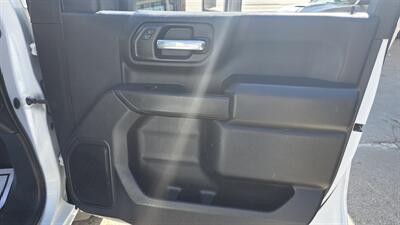 2021 Chevrolet Silverado 2500 Work Truck CREW CAB   - Photo 27 - Hamilton, OH 45015