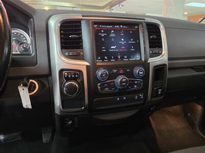 2019 RAM 1500 Classic Big Horn   - Photo 21 - Hamilton, OH 45015