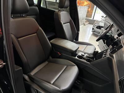 2020 Volkswagen Atlas Cross Sport V6 SEL R-Line 4Motion 4DR SUV AWD   - Photo 27 - Hamilton, OH 45015