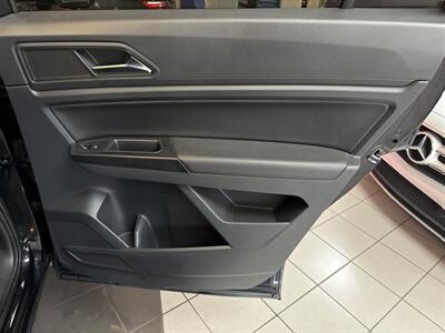 2020 Volkswagen Atlas Cross Sport V6 SEL R-Line 4Motion 4DR SUV AWD   - Photo 25 - Hamilton, OH 45015