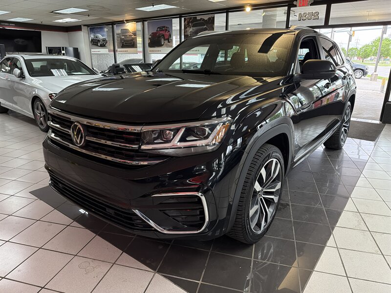 2020 Volkswagen Atlas Cross Sport V6 SEL R-Line 4Motion 4DR SUV AWD   - Photo 1 - Hamilton, OH 45015