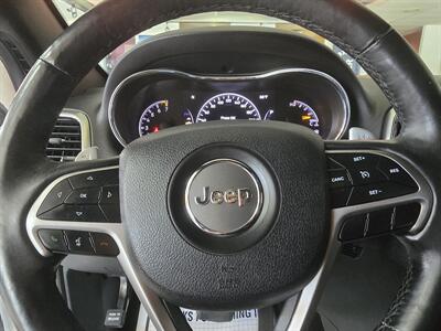 2017 Jeep Grand Cherokee Altitude 4DR SUV 4X4   - Photo 23 - Hamilton, OH 45015