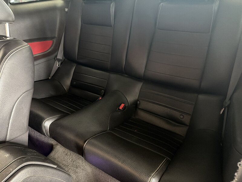 2012 Ford Mustang GT - Photo 13 - Hamilton, OH 45015