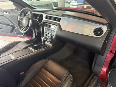 2012 Ford Mustang GT - Photo 16 - Hamilton, OH 45015
