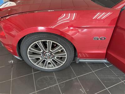 2012 Ford Mustang GT - Photo 19 - Hamilton, OH 45015