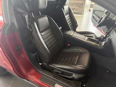 2012 Ford Mustang GT - Photo 15 - Hamilton, OH 45015