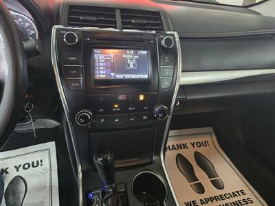 2015 Toyota Camry SE 4DR SEDAN   - Photo 23 - Hamilton, OH 45015