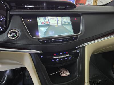 2018 Cadillac XT5 Luxury Collection 4DR SUV AWD   - Photo 20 - Hamilton, OH 45015