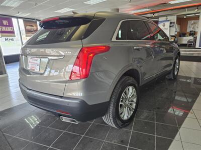 2018 Cadillac XT5 Luxury Collection 4DR SUV AWD   - Photo 4 - Hamilton, OH 45015