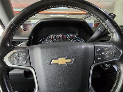 2015 Chevrolet Suburban LT 4DR SUV 4X4 - Photo 30 - Hamilton, OH 45015