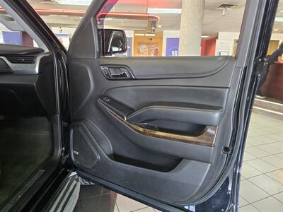 2015 Chevrolet Suburban LT 4DR SUV 4X4 - Photo 15 - Hamilton, OH 45015