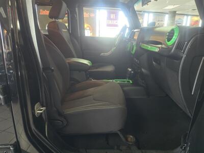 2013 Jeep Wrangler Unlimited Sahara 4X4 4DR SUV - Photo 14 - Hamilton, OH 45015